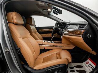2012 BMW 7 серии Long 750Li xDrive V (F01/F02/F04) Рестайлинг, серебристый, 1580000 рублей, вид 5