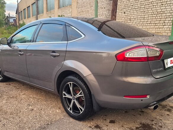 2011 Ford Mondeo IV Рестайлинг, серый, 800000 рублей - вид 3