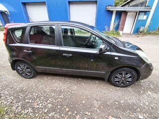 2008 Nissan Note I Рестайлинг, чёрный, 430000 рублей, вид 2