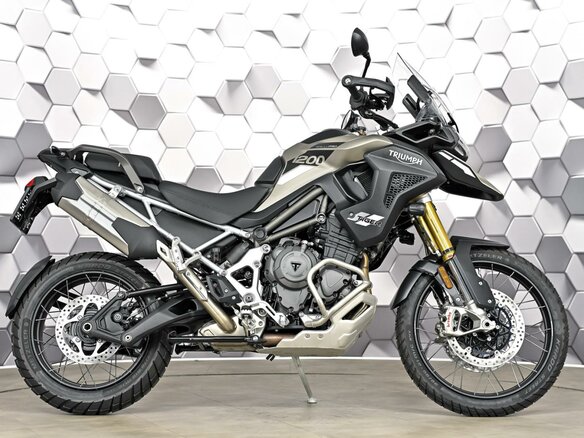 2025 Triumph Tiger 1200, серый - вид 2