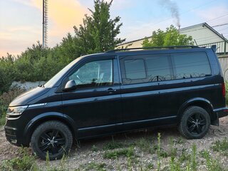 2021 Volkswagen Multivan T6 Рестайлинг, синий, 4950000 рублей, вид 4