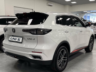2025 Changan UNI-S I, белый, 3179900 рублей, вид 4