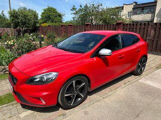 2013 Volvo V40 II, красный, 1150000 рублей, вид 2
