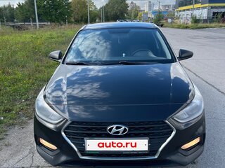 2017 Hyundai Solaris II, чёрный, 850000 рублей, вид 2