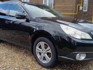 2010 Subaru Outback IV, чёрный, 1450000 рублей, вид 3