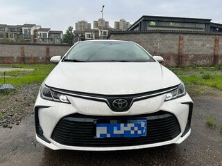 2023 Toyota Corolla XII (E210), белый, 1350000 рублей, вид 1