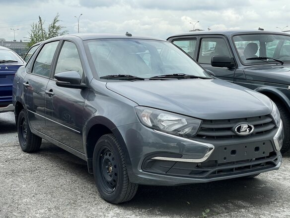 2026 Lada (ВАЗ) Granta I Рестайлинг, серый, 1114000 рублей - вид 2