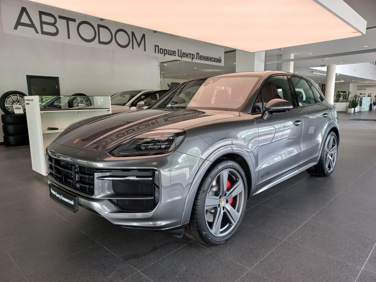 Открыть фотографии: Porsche Cayenne III Рестайлинг