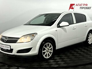 2012 Opel Astra H Рестайлинг, белый, 690000 рублей, вид 2