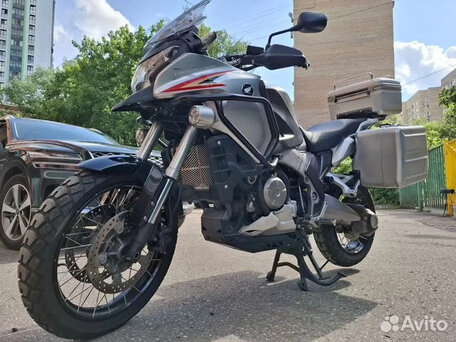 2012 Honda VFR 1200X (Crosstourer), серый, 819000 рублей, вид 4
