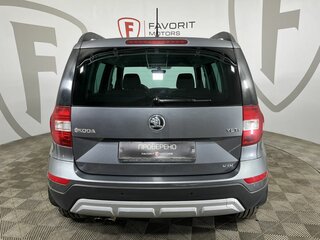 2016 Skoda Yeti I Рестайлинг, серый, 1444000 рублей, вид 3