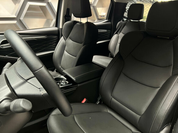 2023 Isuzu D-Max III, синий, 4400000 рублей - вид 12
