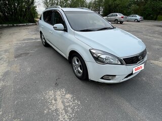 2010 Kia Ceed I Рестайлинг, белый, 410000 рублей, вид 3