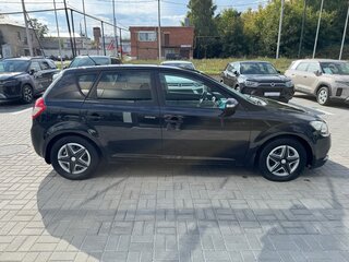 2012 Kia Ceed I Рестайлинг, чёрный, 510000 рублей, вид 4