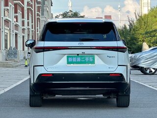 2025 Toyota bZ3X 58.3 kWh, белый, 2800000 рублей, вид 5