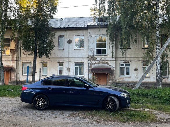 2018 BMW 5 серии 520d xDrive VII (G30/G31/G38), синий, 3100000 рублей - вид 6
