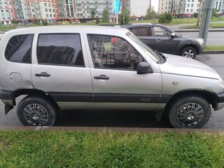 2007 Chevrolet Niva I, серебристый, 220000 рублей, вид 2