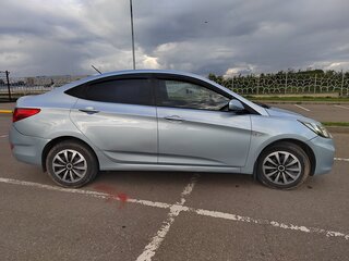 2013 Hyundai Solaris I, серый, 750000 рублей, вид 5
