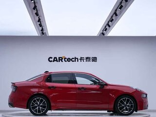 2022 Lynk & Co 03 I, красный, 2780000 рублей, вид 4