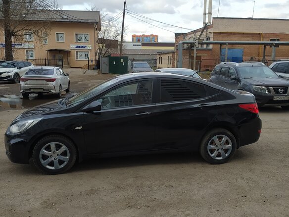 2014 Hyundai Solaris I, чёрный, 599000 рублей - вид 9