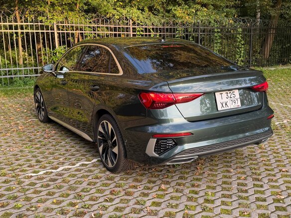 2022 Audi A3 35 TFSI Long IV (8Y), зелёный, 2449999 рублей - вид 18