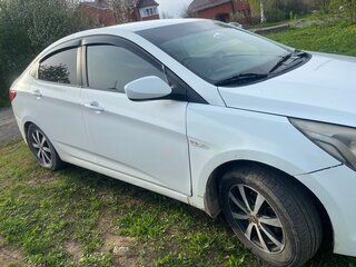 2016 Hyundai Solaris I Рестайлинг, белый, 590000 рублей, вид 2
