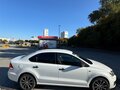 2016 Volkswagen Polo V Рестайлинг, белый, 900000 рублей - вид 3