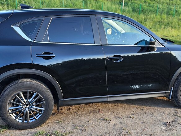 2020 Mazda CX-5 II, чёрный, 3300000 рублей - вид 3