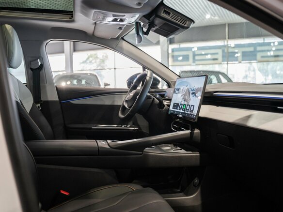 2026 Omoda C5 II, белый, 2879000 рублей - вид 26