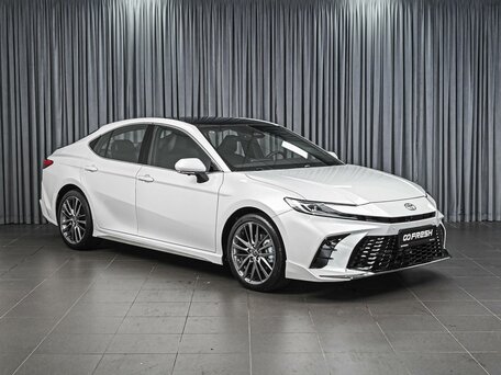 Toyota Camry IX (XV80) China Market