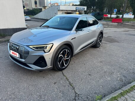 2021 Audi e-tron Sportback 55 I, серебристый, 6300000 рублей, вид 1