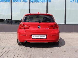 2016 BMW 1 серии 118i II (F20/F21) Рестайлинг, красный, 1560000 рублей, вид 4