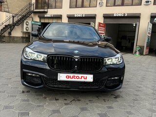 2017 BMW 7 серии Long 725Ld VI (G11/G12), чёрный, 3350000 рублей, вид 3