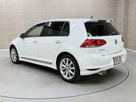 2015 Volkswagen Golf VII, белый, 870000 рублей, вид 5