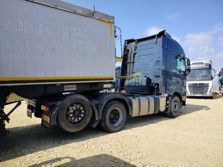 2020 Volvo FH, синий, 8041000 рублей, вид 3