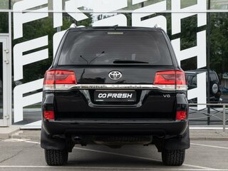 2016 Toyota Land Cruiser 200 Series Рестайлинг 2, чёрный, 4090000 рублей, вид 4