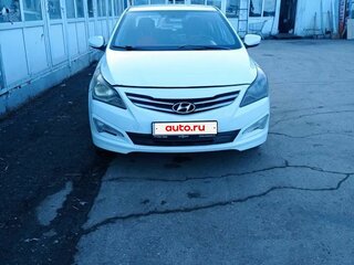 2016 Hyundai Solaris I Рестайлинг, белый, 600000 рублей, вид 1