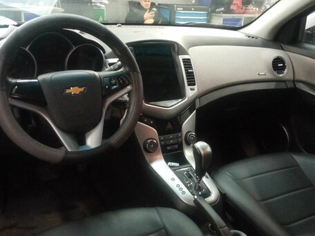 2012 Chevrolet Cruze I, белый, 670000 рублей, вид 5