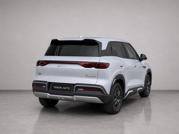2025 BYD Yuan Up 45.12 kWh, серебристый, 1580007 рублей - вид 2