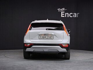 2022 Kia Niro II, белый, 1755005 рублей, вид 4