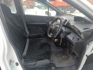 2014 Honda Freed Spike I Рестайлинг 2, белый, 970000 рублей, вид 5