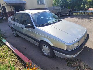 1991 Volkswagen Passat B3, серебристый, 310000 рублей, вид 3