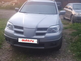 2004 Mitsubishi Outlander I, серебристый, 555000 рублей, вид 1