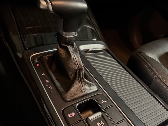 2019 Kia Sorento 8-speed III Prime Рестайлинг, серый, 2350000 рублей - вид 14