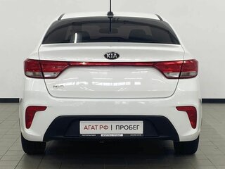 2017 Kia Rio IV, белый, 1249000 рублей, вид 4