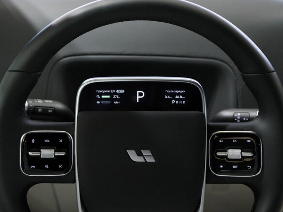 2025 Li Auto (Lixiang) L9 52.3 kWh I Рестайлинг, белый, 11990000 рублей - вид 20