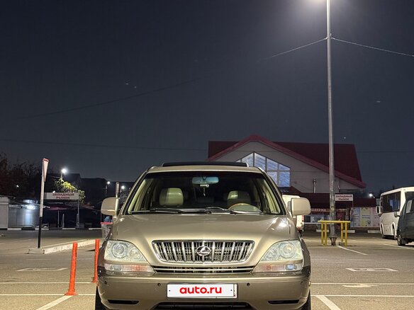 2002 Lexus RX 300 I, золотистый, 825000 рублей - вид 1