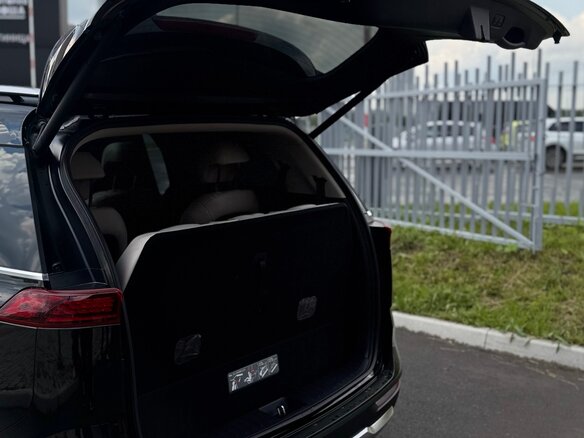 2020 Kia Carnival IV, чёрный, 4500000 рублей - вид 27
