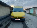2002 Renault Master, жёлтый, 1000060 рублей - вид 2