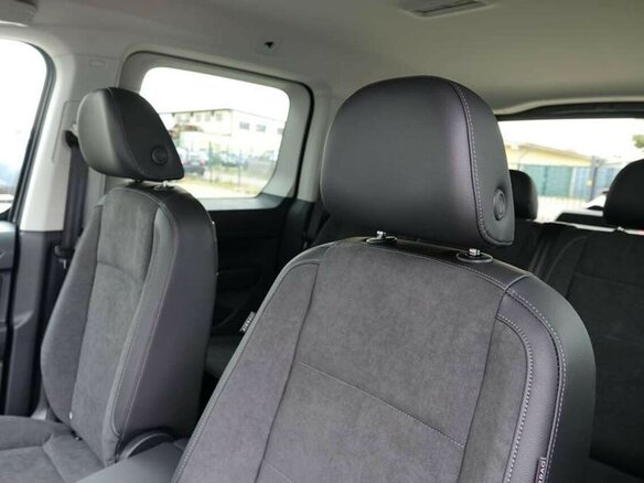 2026 Volkswagen Caddy V Рестайлинг, серый, 3700000 рублей - вид 9